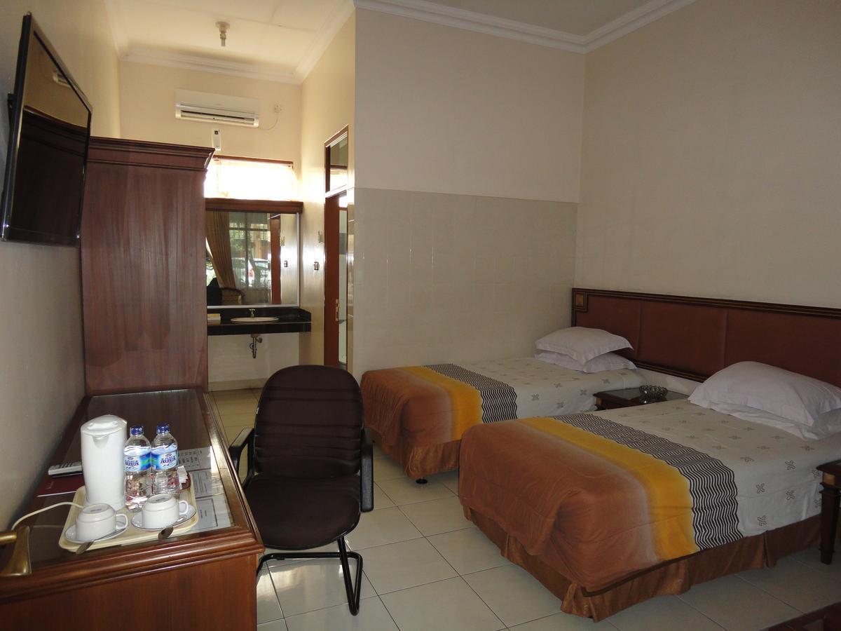 Langensari Hotel Cirebon Exteriér fotografie