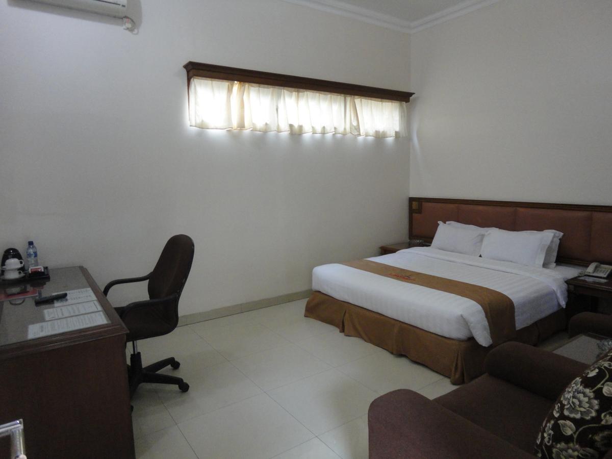 Langensari Hotel Cirebon Exteriér fotografie