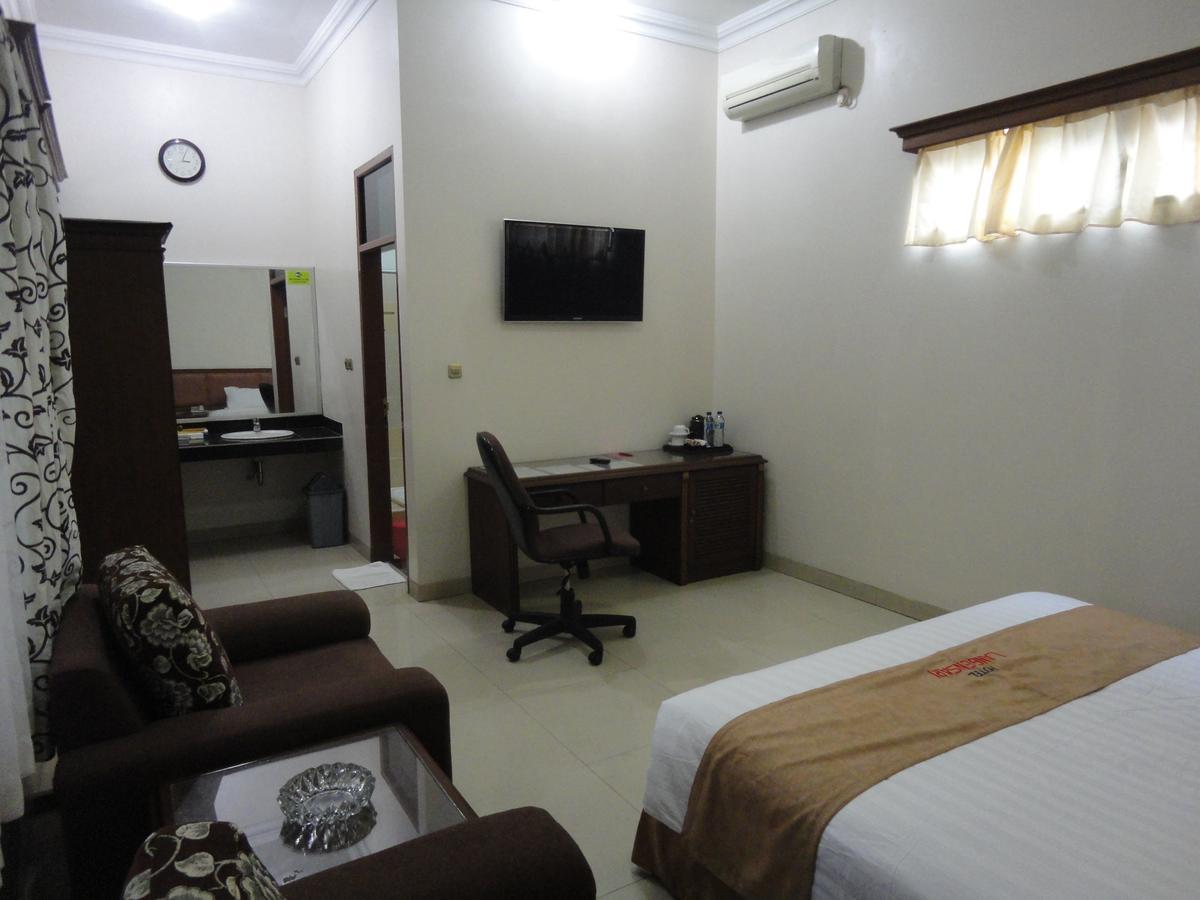 Langensari Hotel Cirebon Exteriér fotografie